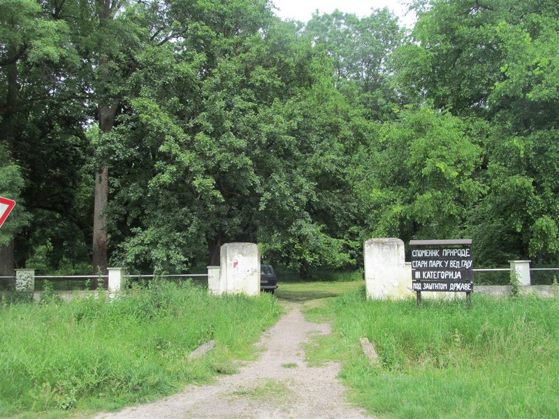 STARI PARK U VELIKOM GAJU