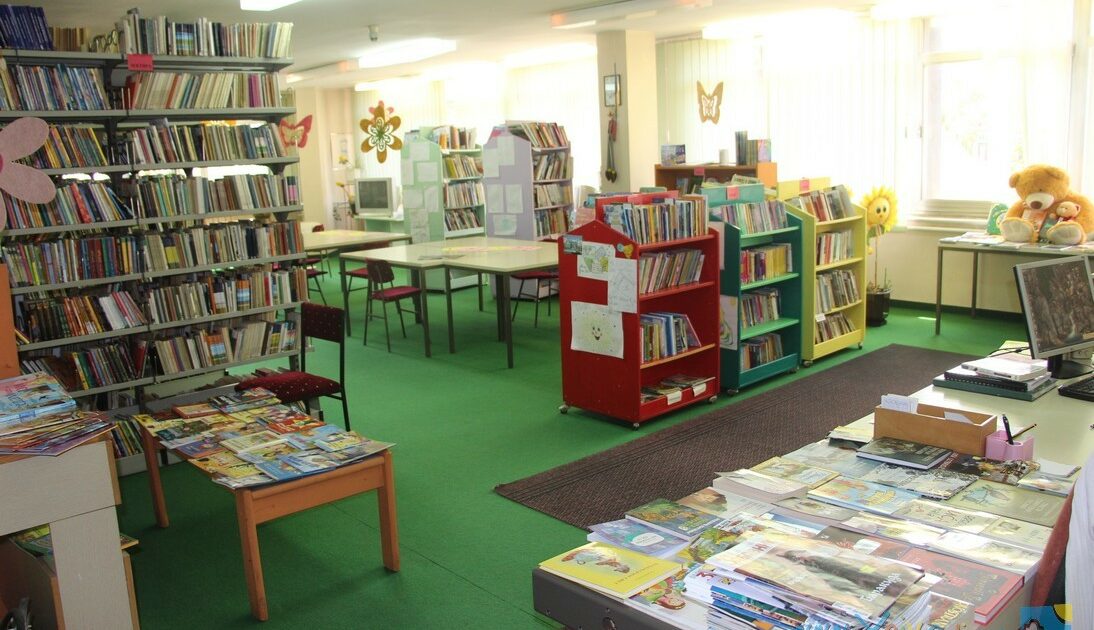 NARODNA BIBLIOTEKA "DOSITEJ OBRADOVIĆ" - Stara Pazova