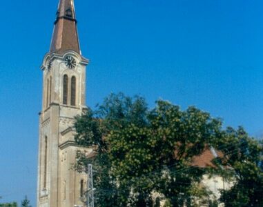 RIMOKATOLIČKA CRKVA SVETOG ANTUNA PADOVANSKOG - Bečej