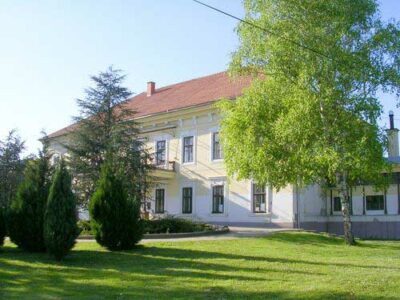 DVORAC "HADIK" - Futog