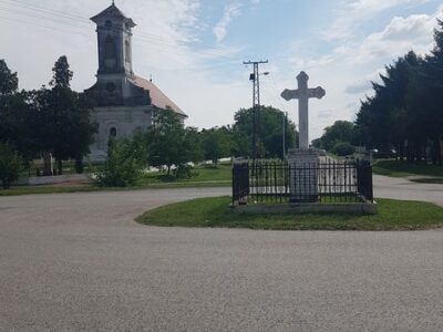 СРПСКА ПРАВОСЛАВНА ЦРКВА ПОСВЕЋЕНА СВЕТОМ ПРОРОКУ ИЛИЈИ - ЛОК