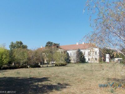 DVORAC "KARAČONjI" - Novo Miloševo
