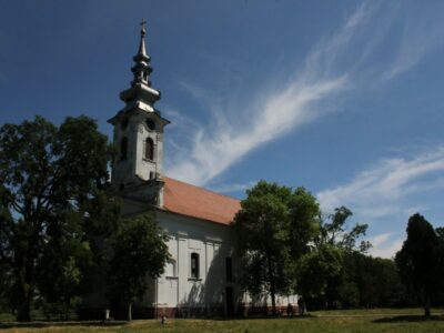 CRKVA VAZNESENjA GOSPODNjEG - JARKOVAC