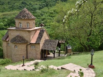 МАНАСТИР СРЕДИШТЕ - Мало Средиште