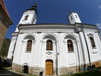MANASTIR KUVEŽDIN - Divoš