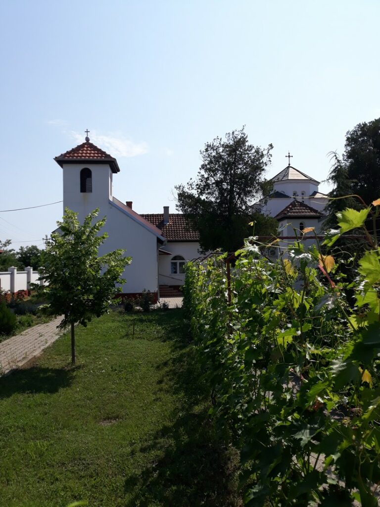 Samostani Manastiri i samostani - Turistička organizacija Vojvodine