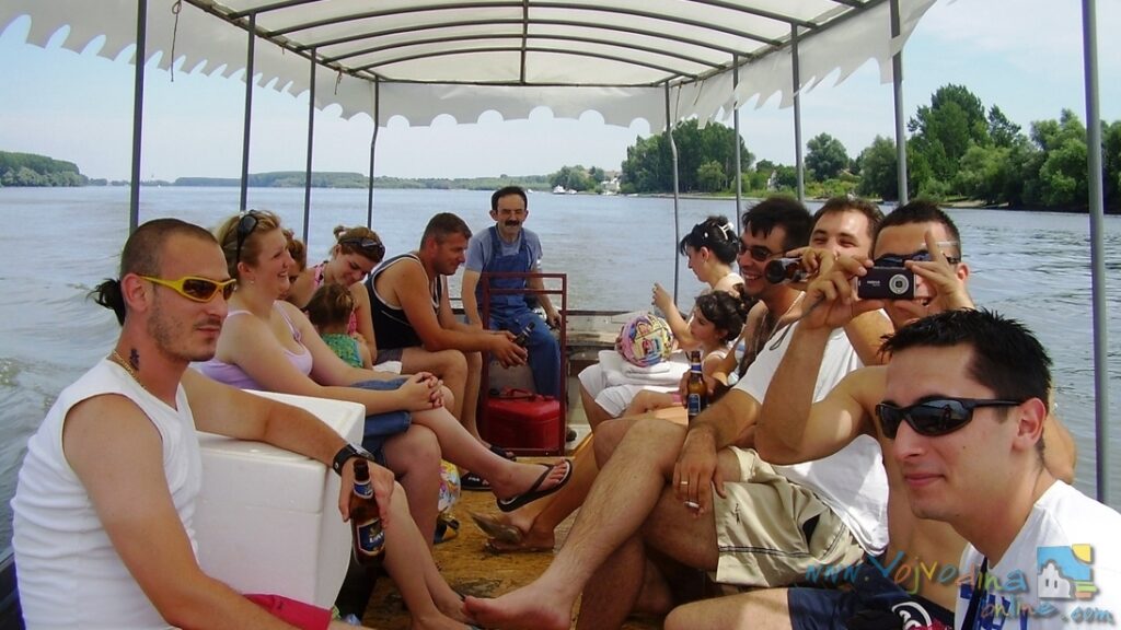 BOATING ON THE DANUBE RIVER- Čerević